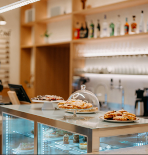 Café Revoluční: appealing display of food items