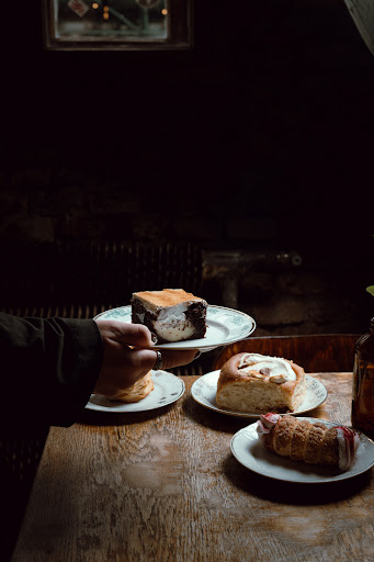 Kavárna co hledá jméno: appetizing food photography, professional quality photo