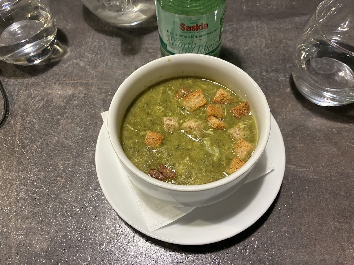 Restaurant Zach: appetizing photo of restaurant food