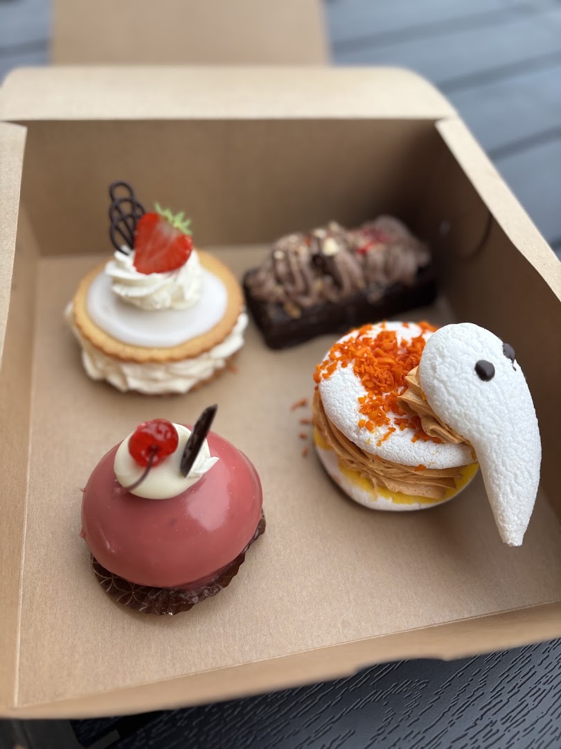 Grøn Bakery & Café: appetizing photo of bakery items