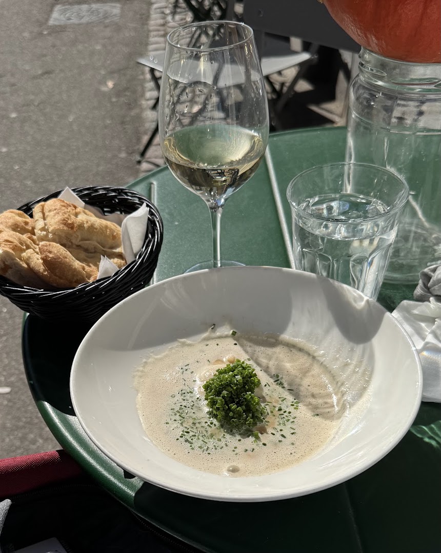Guldværket: appetizing food and drink photo