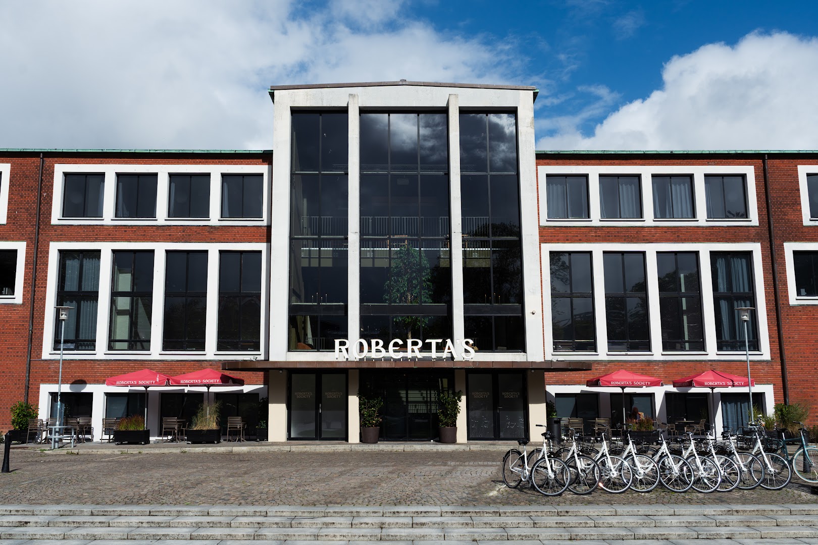 Roberta's Society: professional exterior shot of hotel