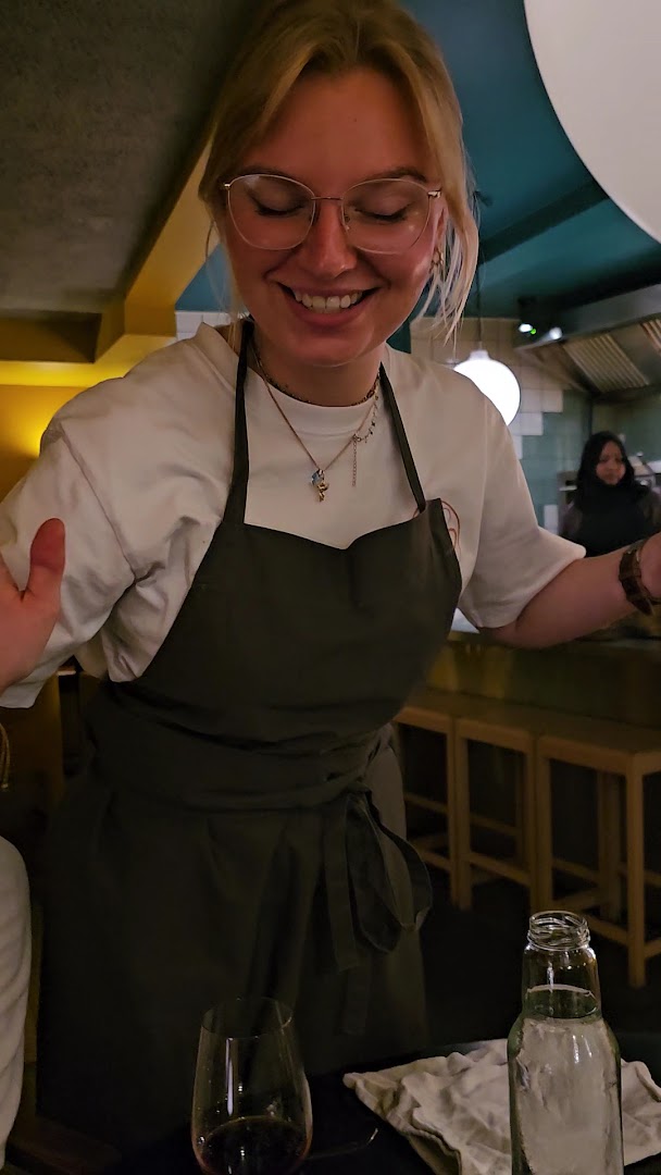 Thali: friendly staff photo shows atmosphere