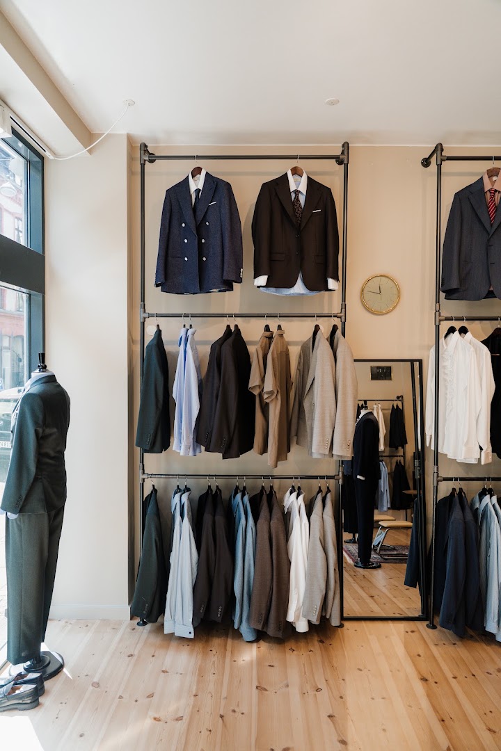 THE MOD Aarhus: professional shop interior display photo