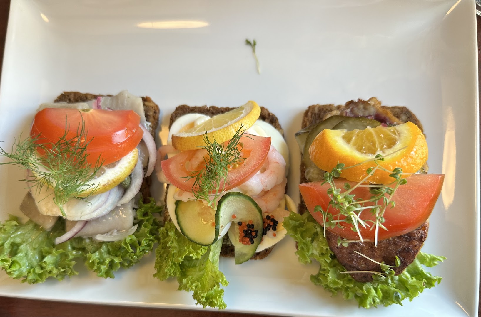 Klaptræet: appetizing photo of restaurant food