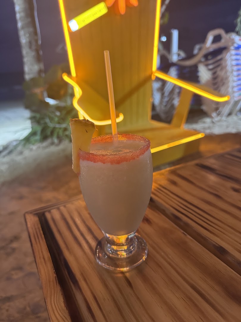 Arena Sol Beach Club: appealing cocktail photo with atmosphere