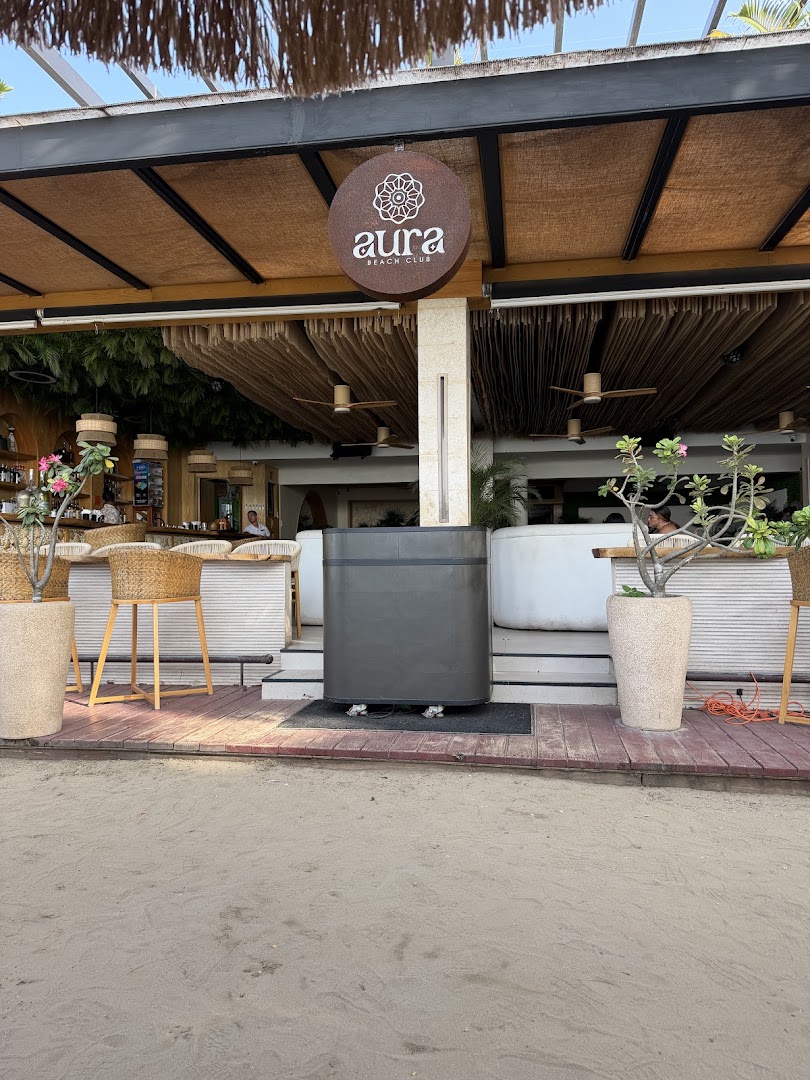 Aura Beach Club: clear, inviting view of venue
