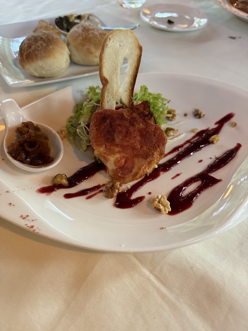 Bliss Restaurant: appetizing, high-quality food presentation