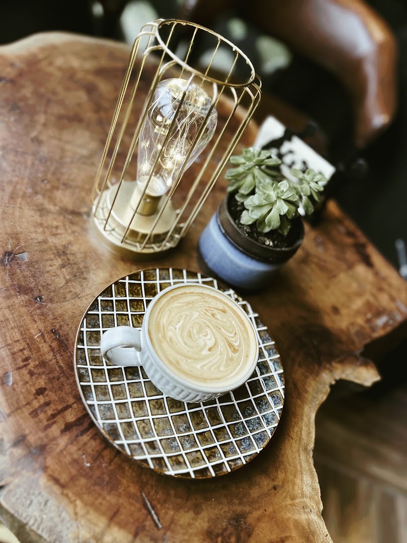 Cafe Amargo: high quality, aesthetic coffee shot