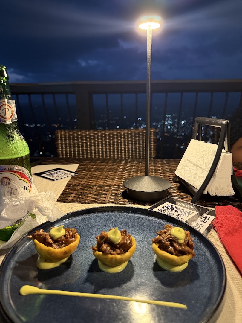 Jamaca de Dios: appetizing food with atmospheric view