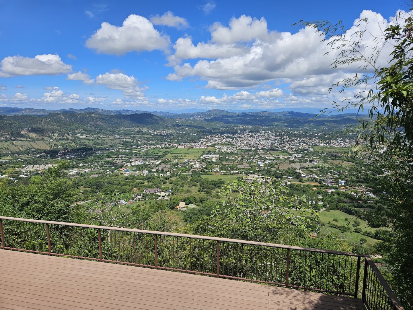 Jamaca de Dios: stunning scenic restaurant terrace view