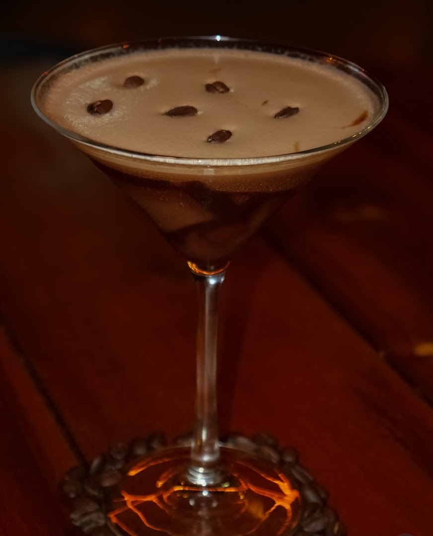 La Taberna de Luxury: appetizing, professional cocktail photography