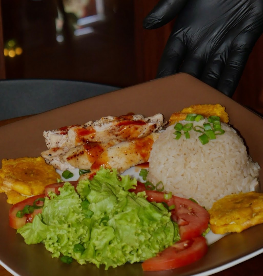 La Taberna de Luxury: appetizing, high-quality food presentation
