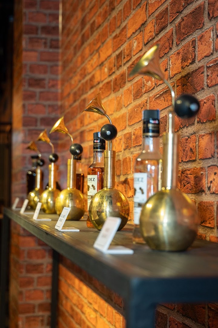 Rum Legacy Museum & Shop: high quality museum collection display