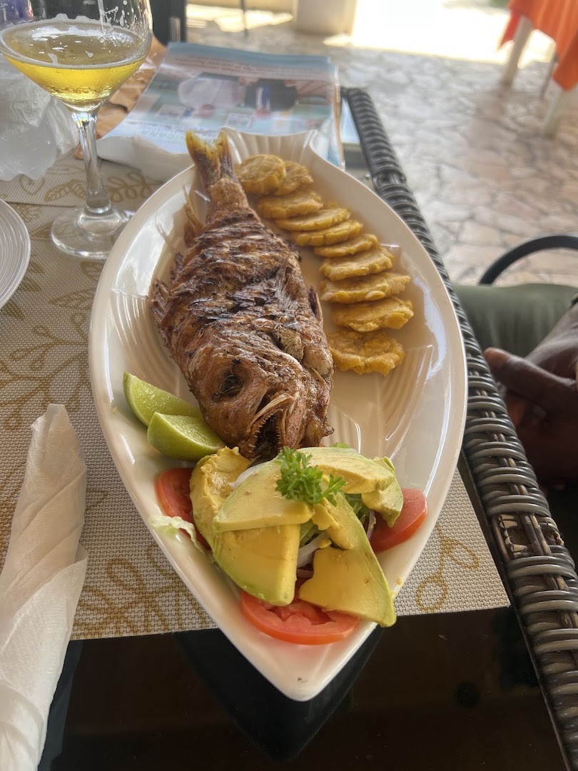 Cafe Italia: appetizing photo of served food