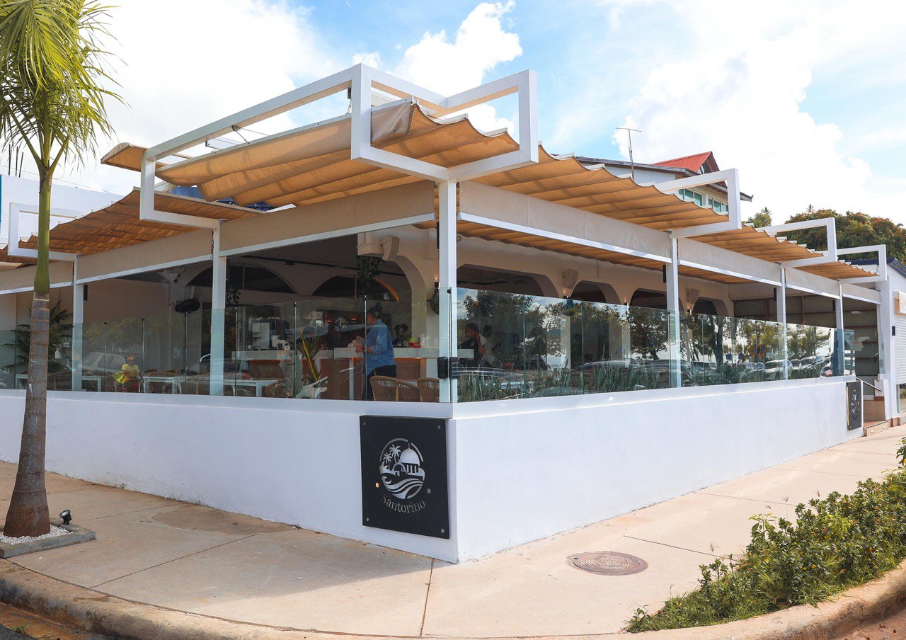 Santorino: clear, professional exterior restaurant shot