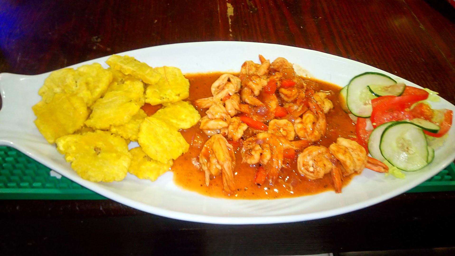 Taberna Mediterránea: appetizing photo of served food