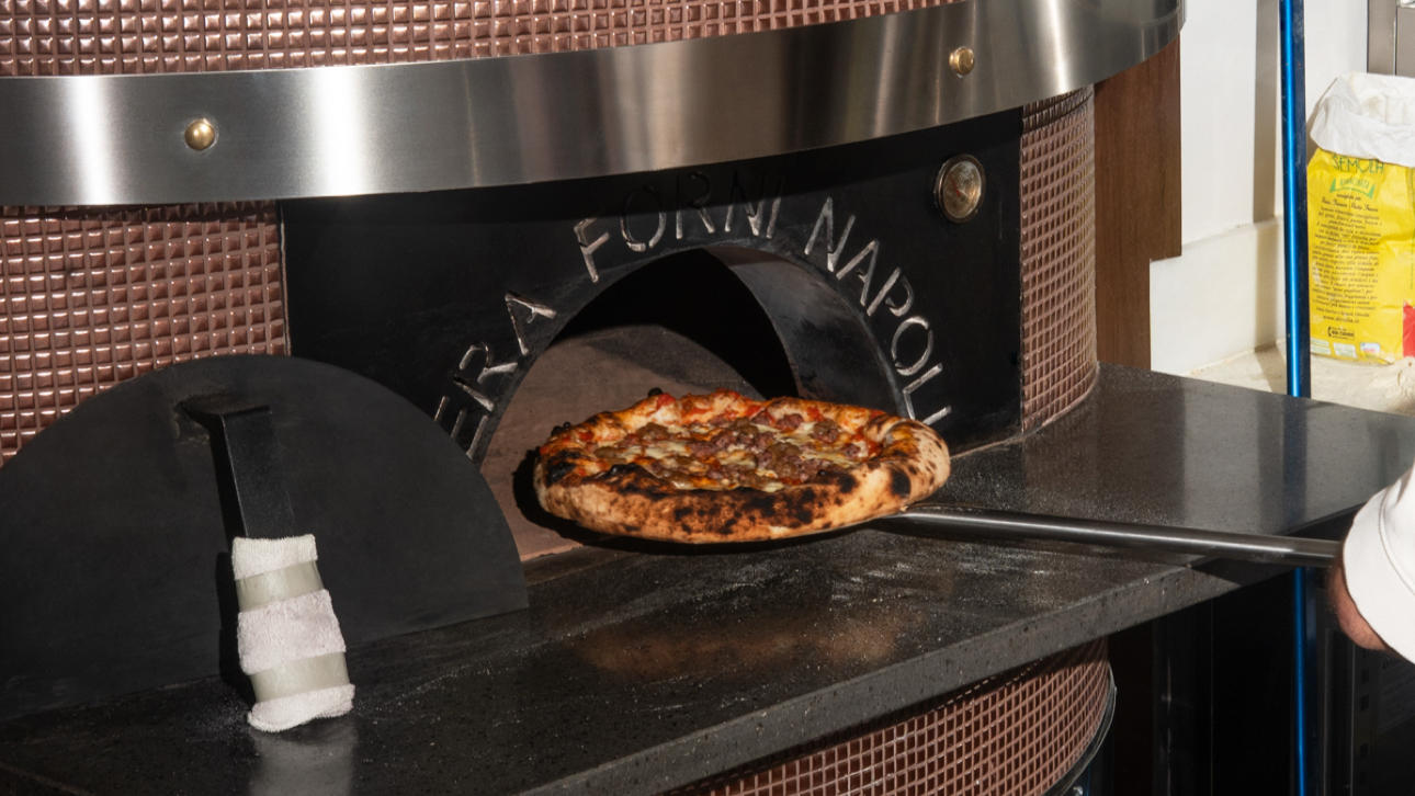 Casa Gazcue: high quality photo of pizza