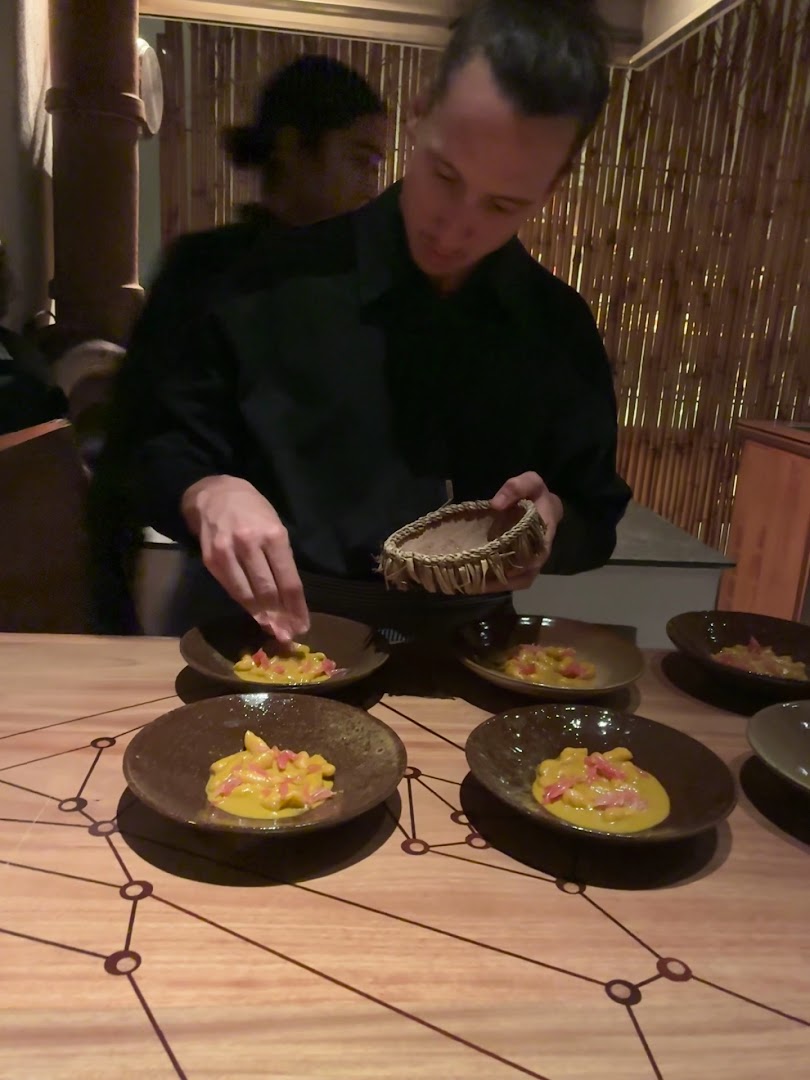 Casarré: professional shot of food preparation