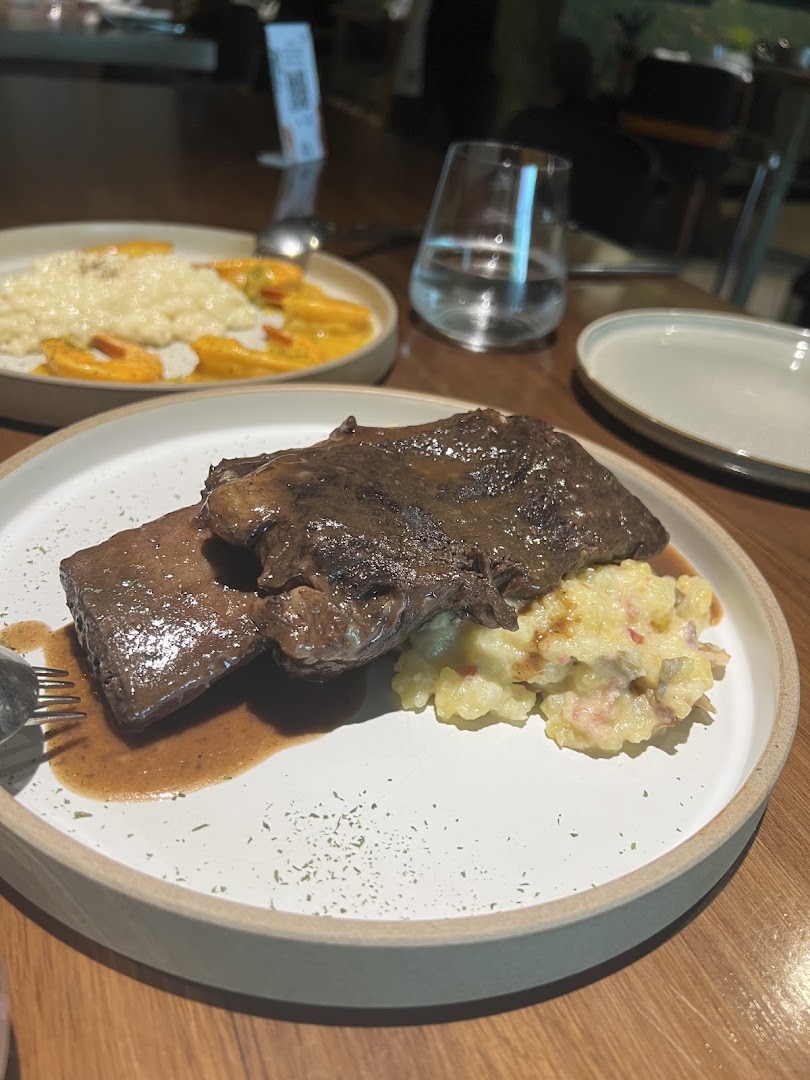 Chalet Bolivar: appetizing food photography