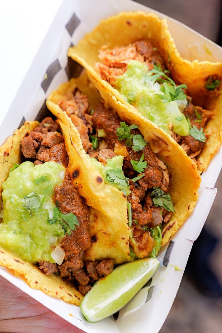 El Taconazo: appetizing, high-quality food photography