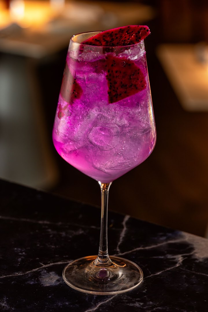 Petit Comité: high quality professional cocktail photo
