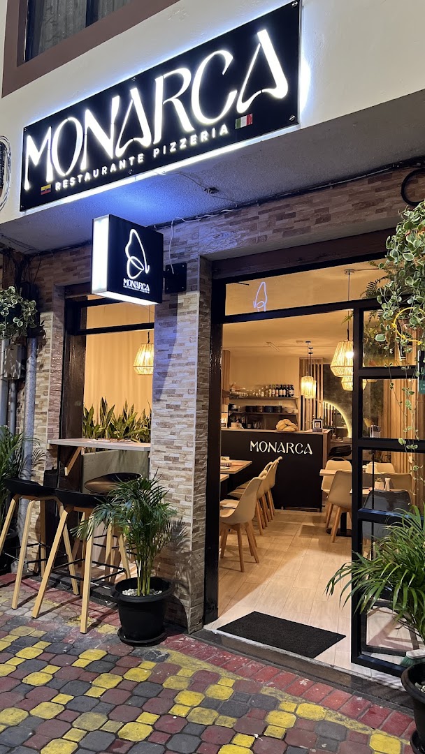 Monarca Restaurante Pizzería: attractive, clear restaurant exterior shot