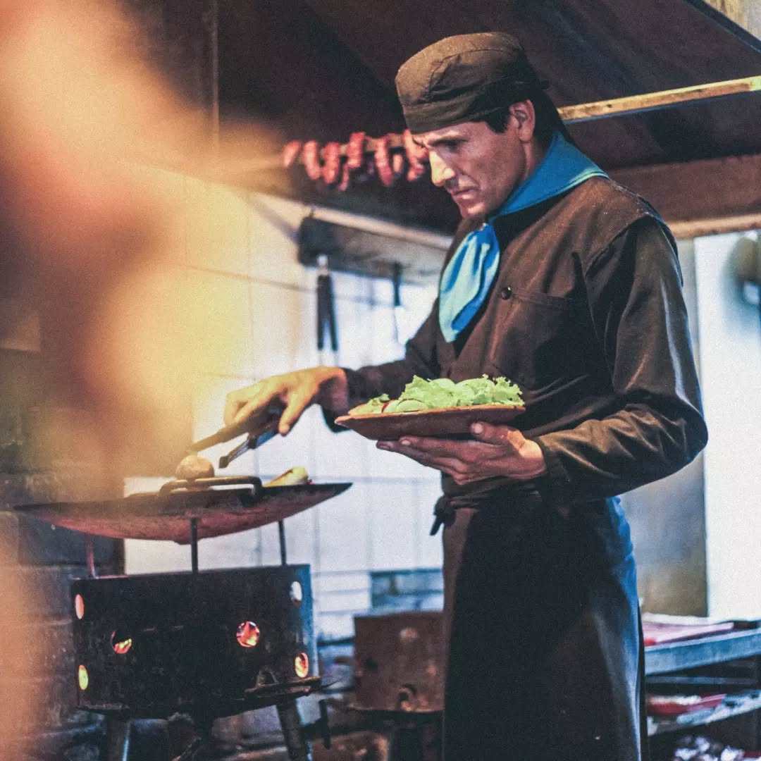 Quilombo Steak House: professional shot of chef cooking