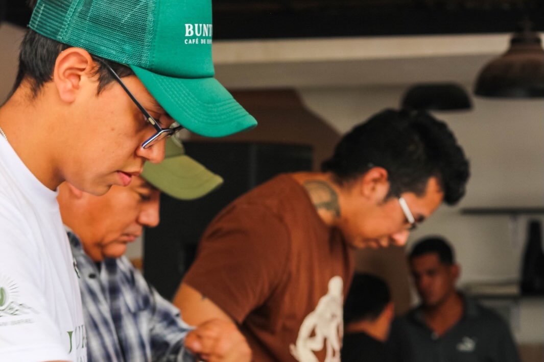 Alquimia by Coffee Brew: staff working in venue
