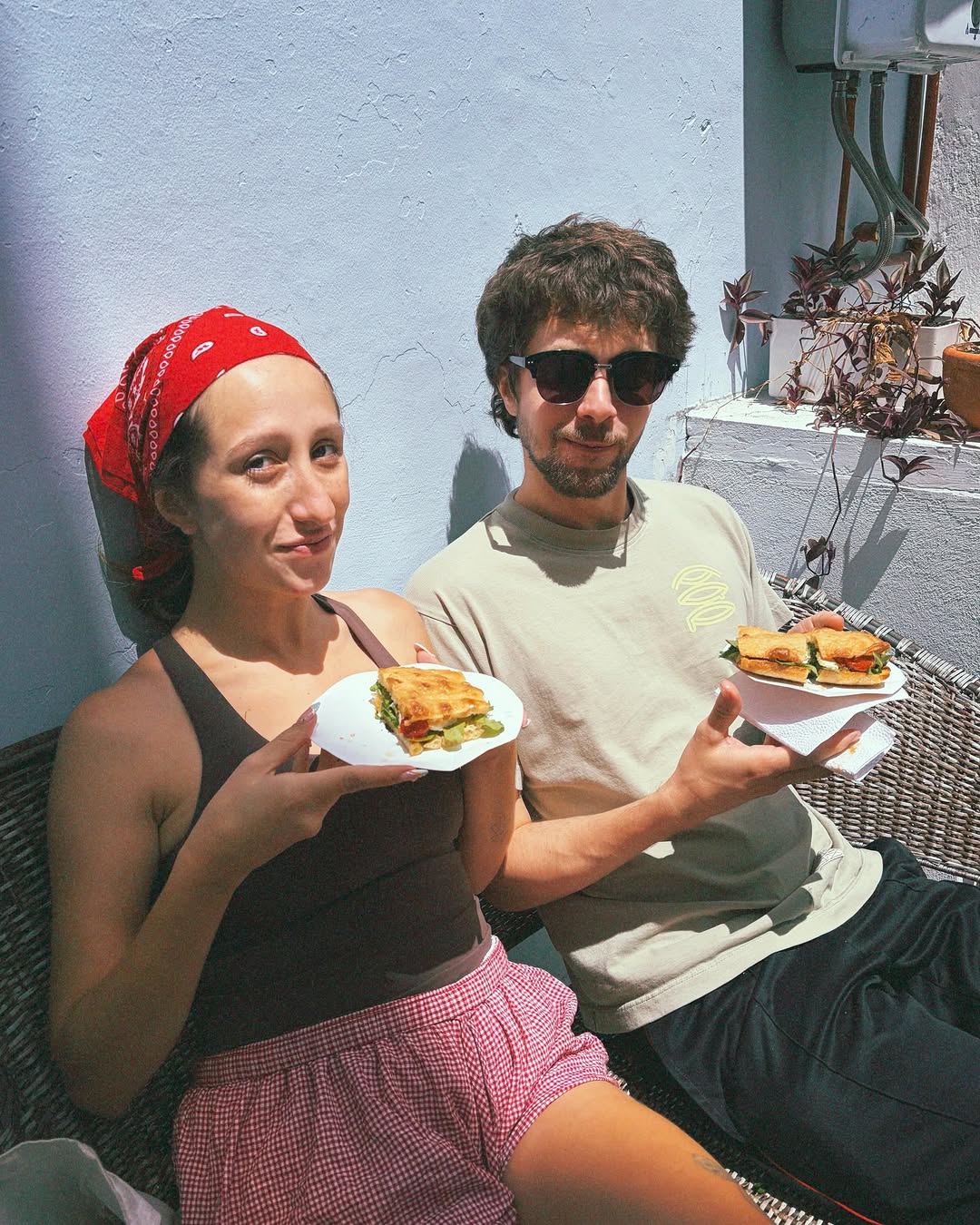 Bare Foot Coffee House: customers enjoying food at venue