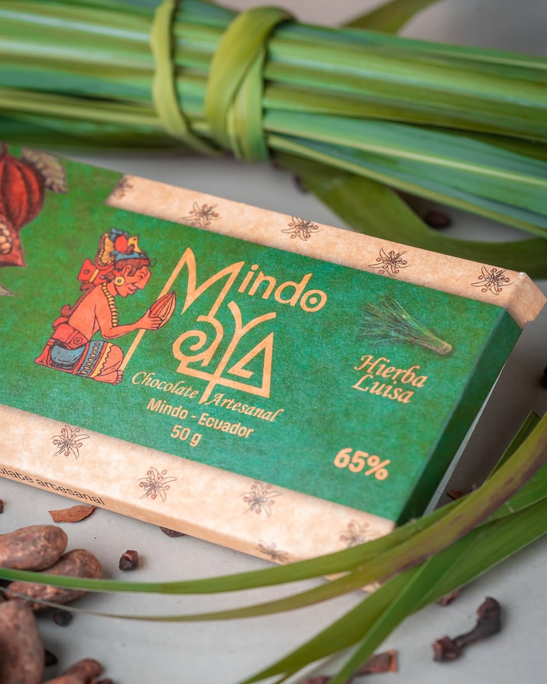 Mindo Maya Chocolate: high quality product display photo