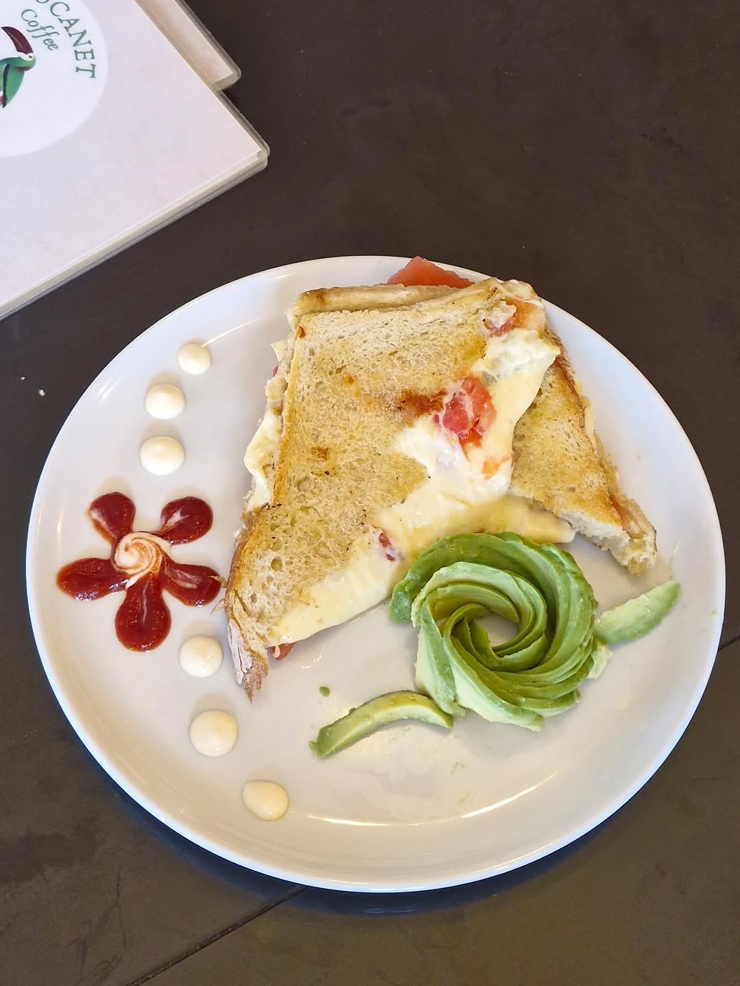 Toucanet Coffee Mindo: appetizing food presentation