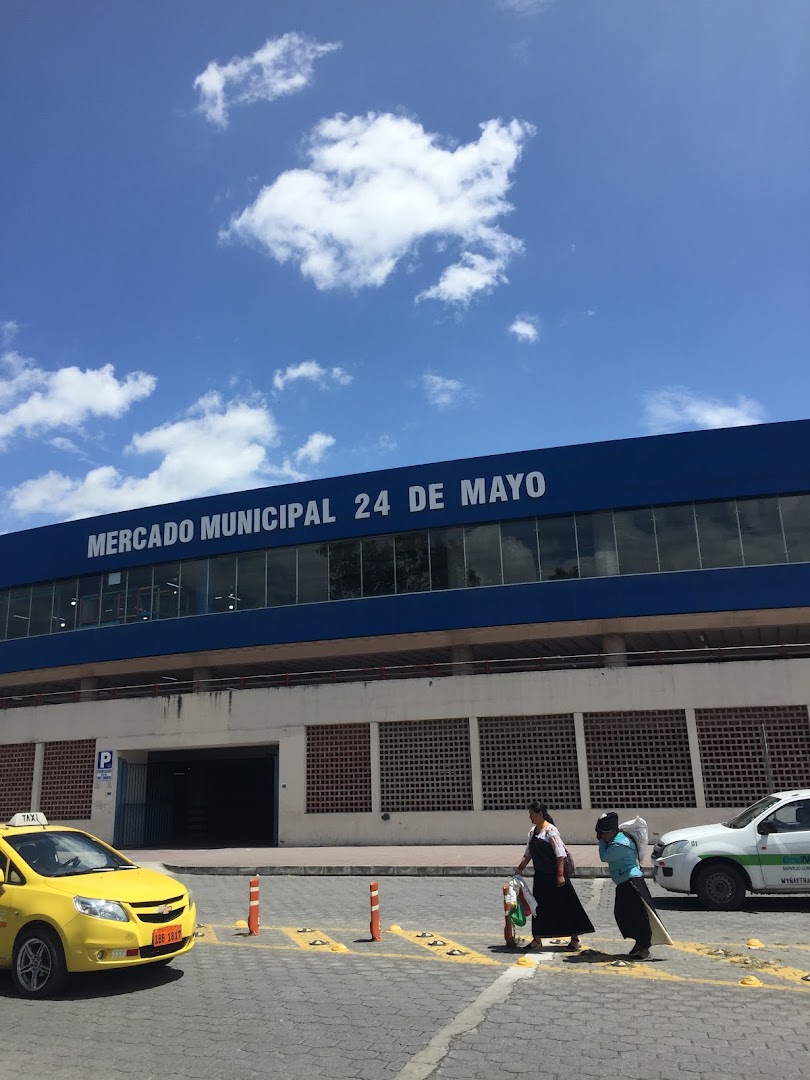 Mercado Municipal 24 de Mayo: clear exterior view of venue