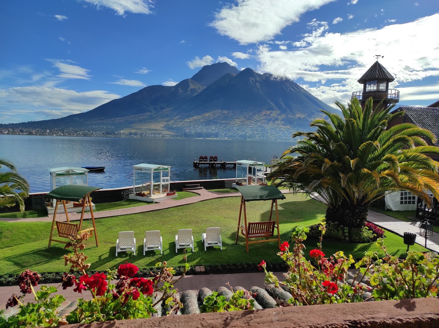 Puerto Lago: beautiful venue and scenic view
