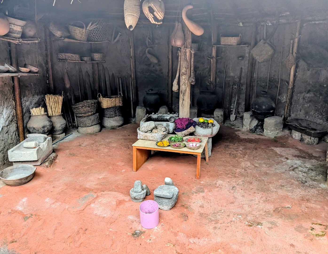 Taller Artesanal Peguche Wasi: authentic cultural exhibition space