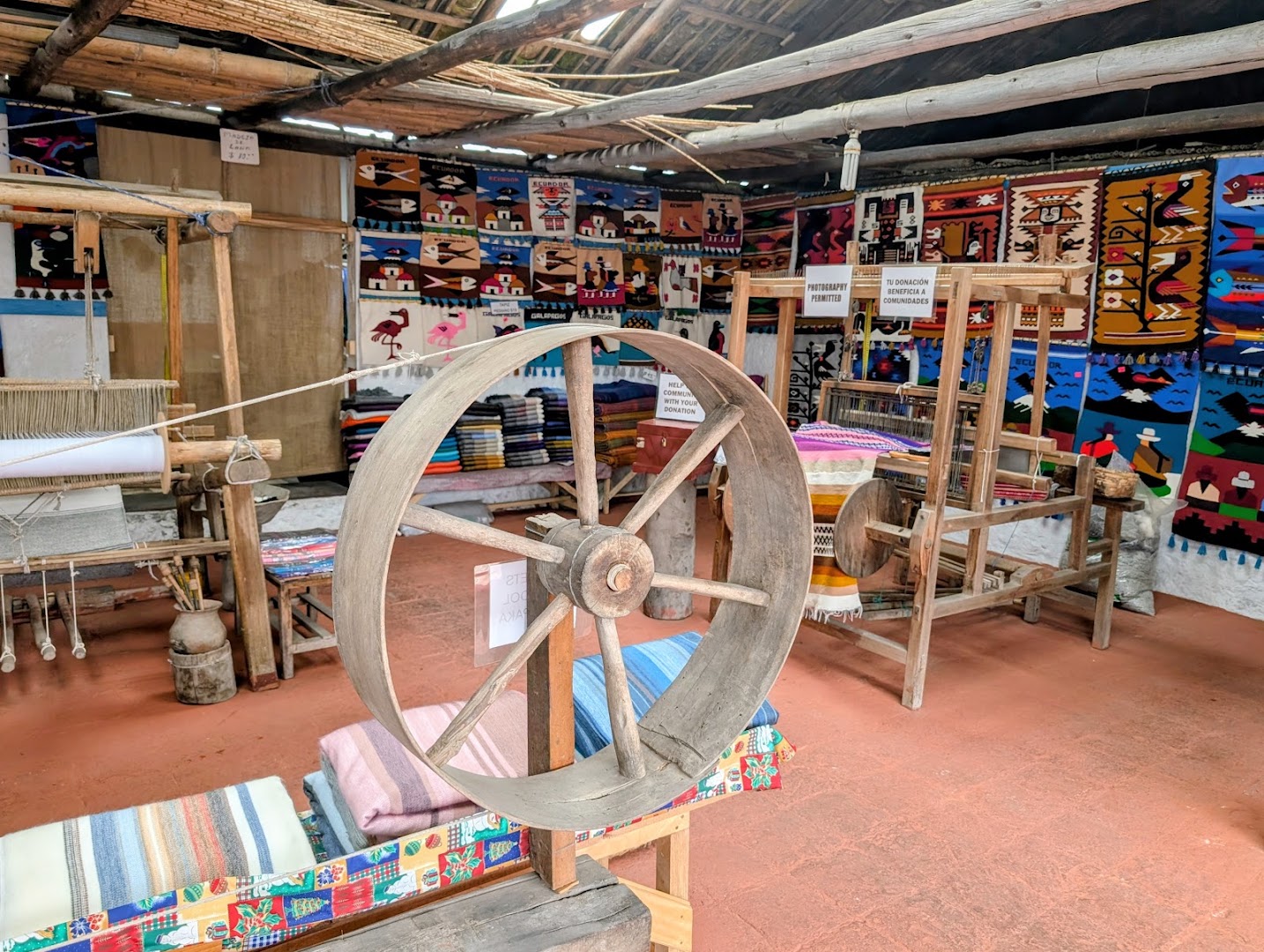 Taller Artesanal Peguche Wasi: authentic cultural exhibition space