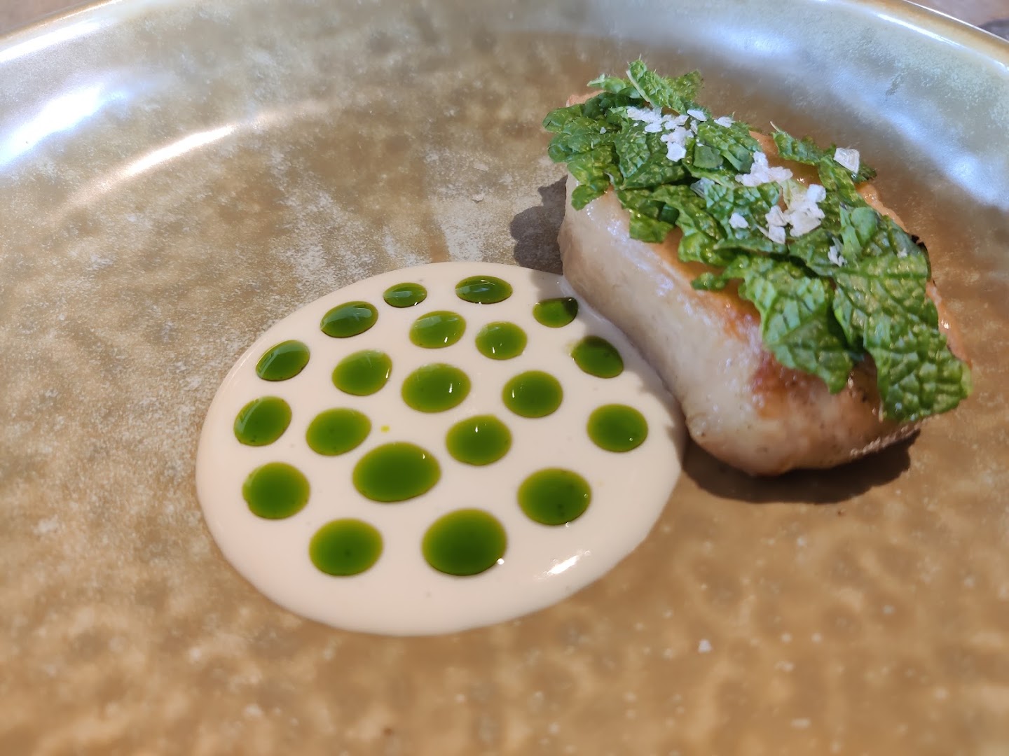 Nuema: high quality food presentation photo