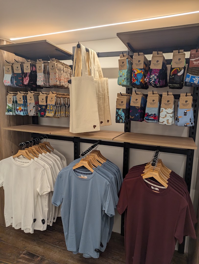 Regions by Roland: clear display of shop products