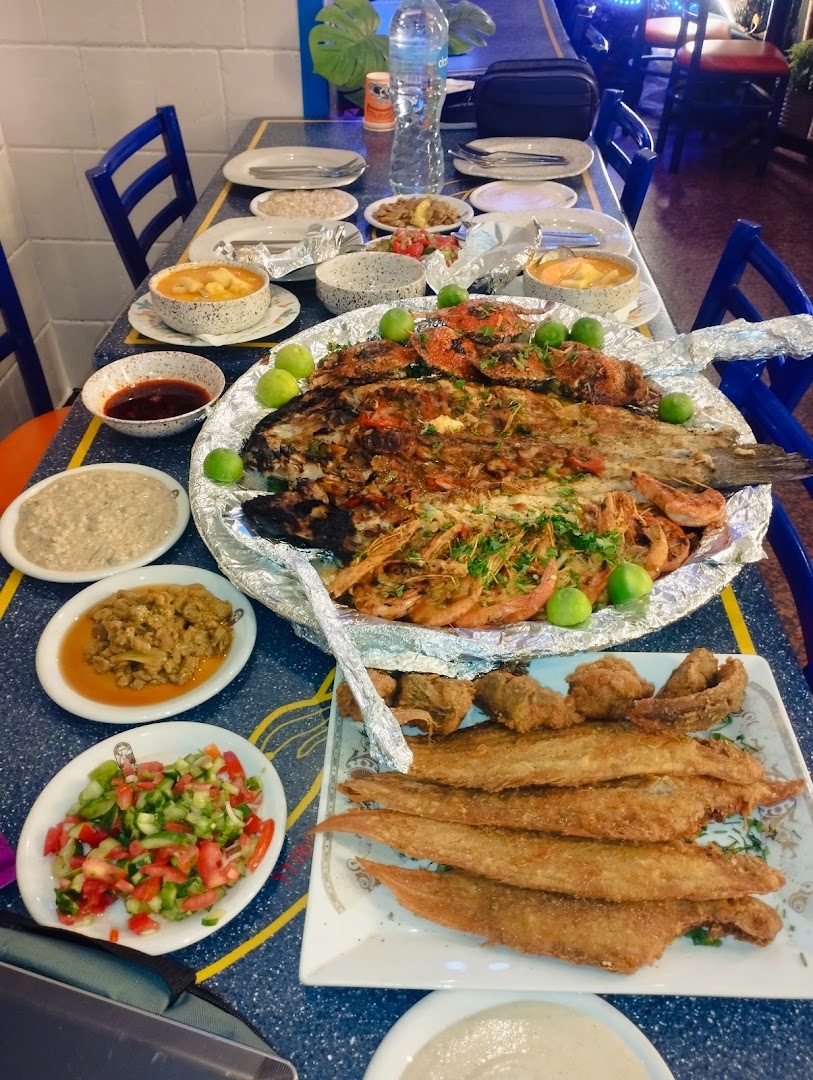 Chef Khalil Restaurant: appetizing display of restaurant food