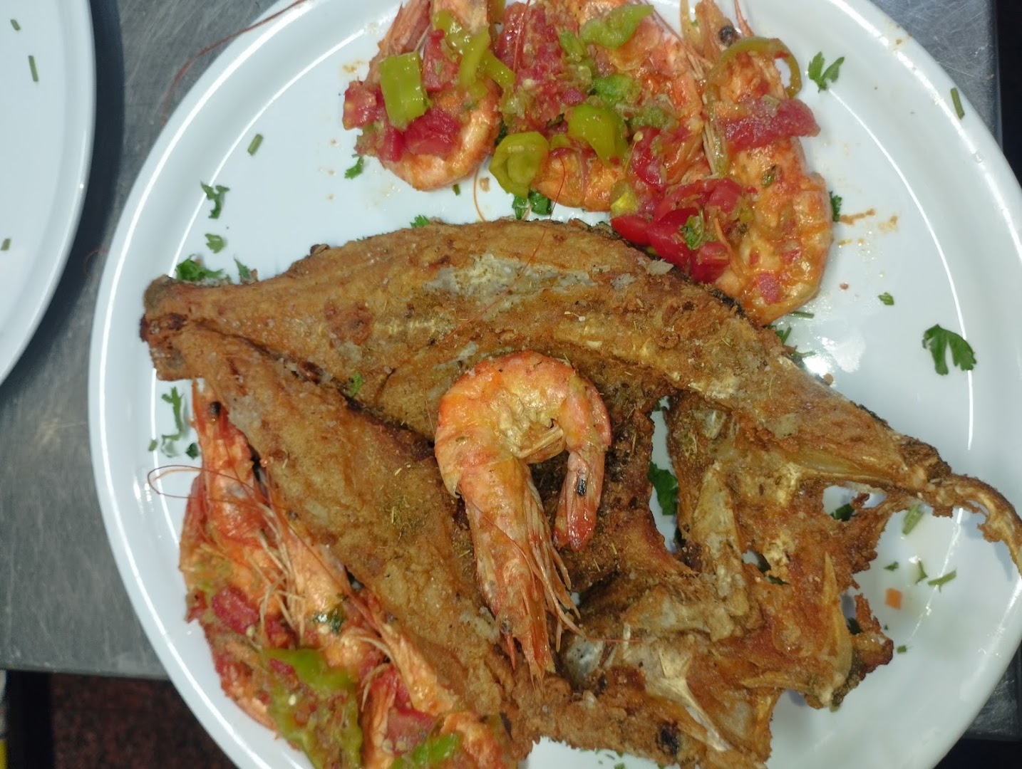 Chef Khalil Restaurant: appetizing photo of prepared seafood
