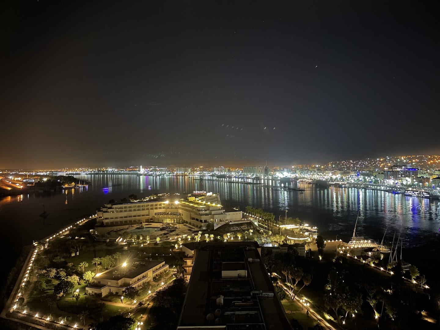 Panorama Restaurant & Bar: stunning panoramic view of venue