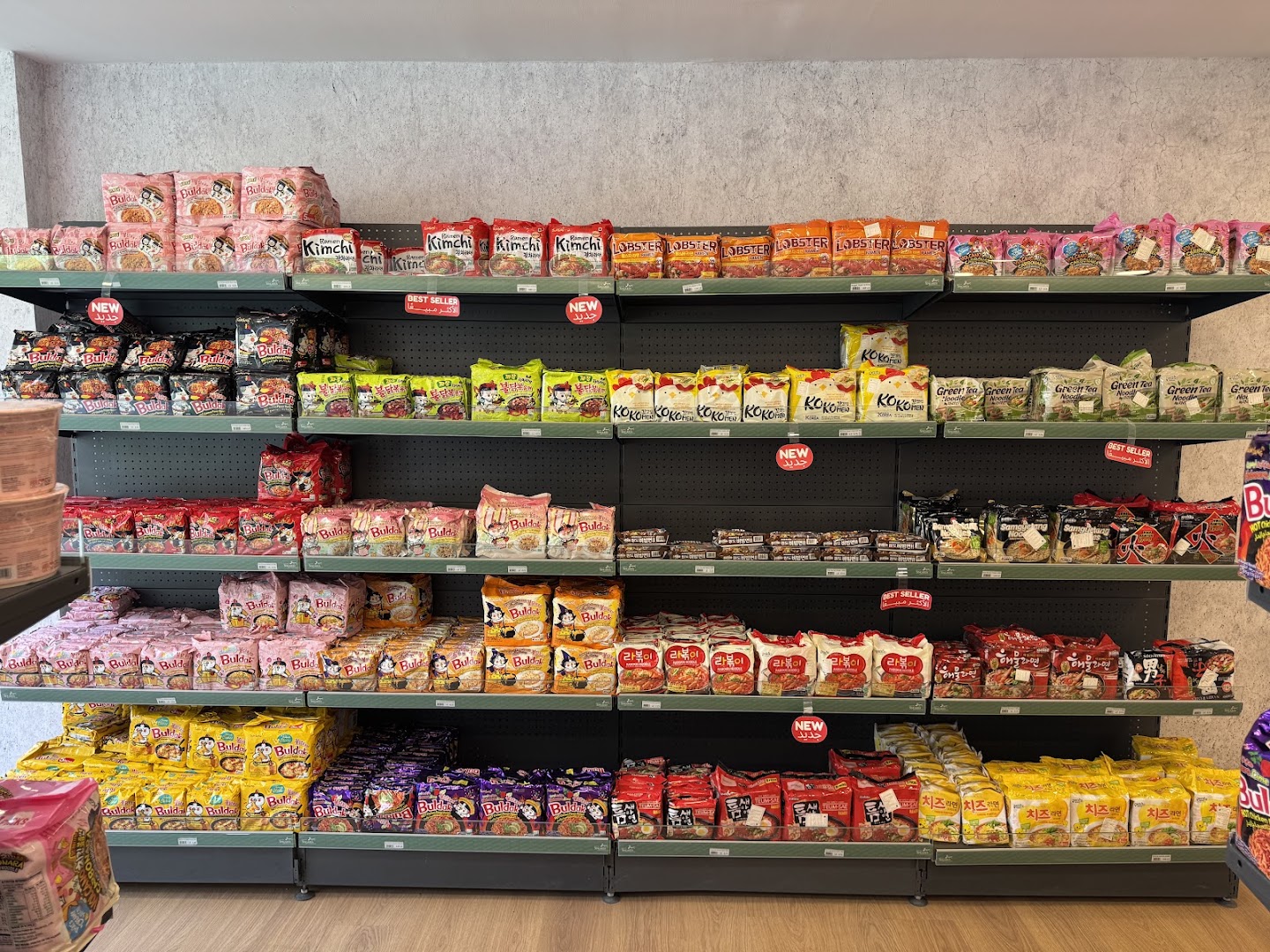 Singarea Asian Market: clear display of shop products