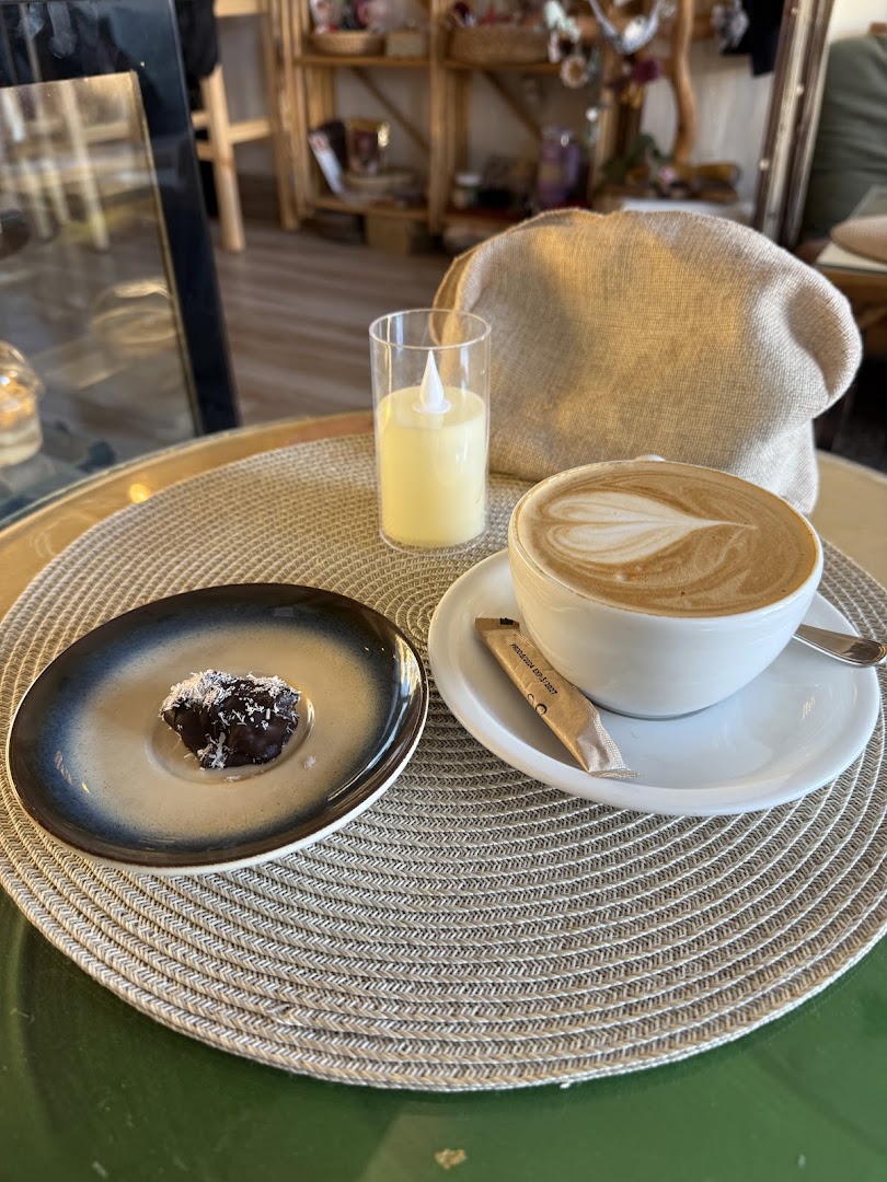 11:11 Avenue - Specialty Coffee House: appealing coffee and snack presentation