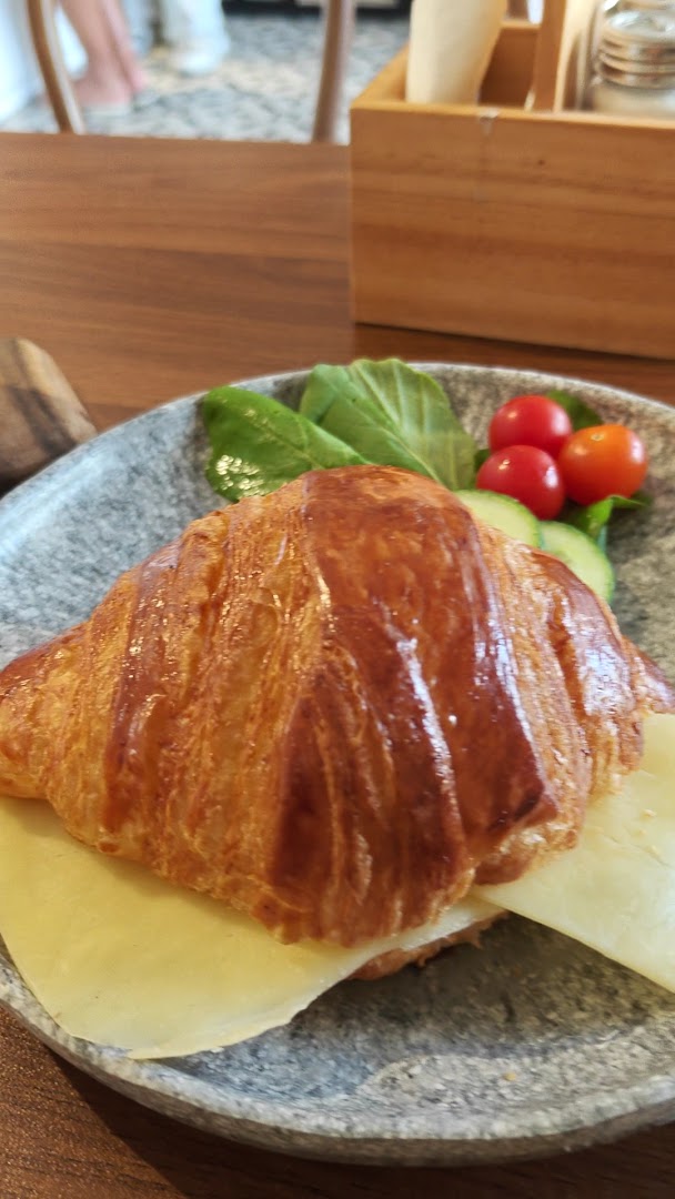 Coffee & Cotton: appetizing photo of breakfast food