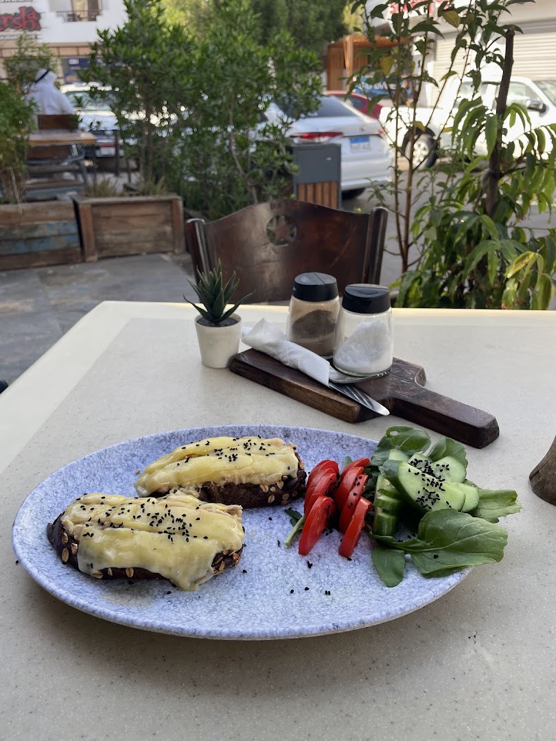 Coffee & Cotton: appetizing photo of brunch food