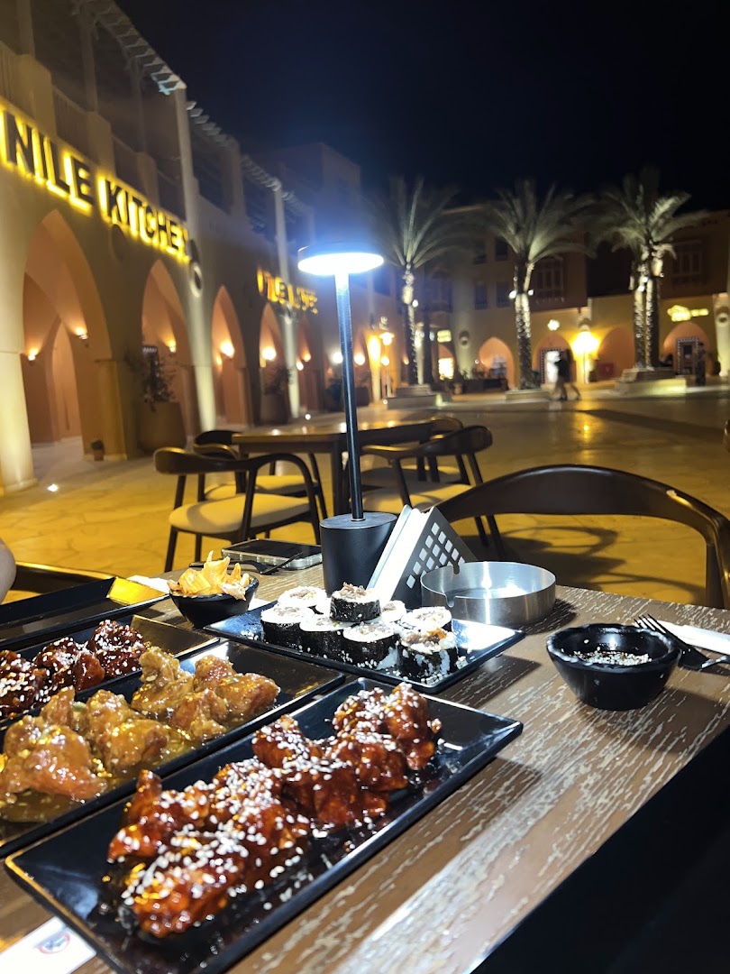 Garu's: appealing food and restaurant atmosphere
