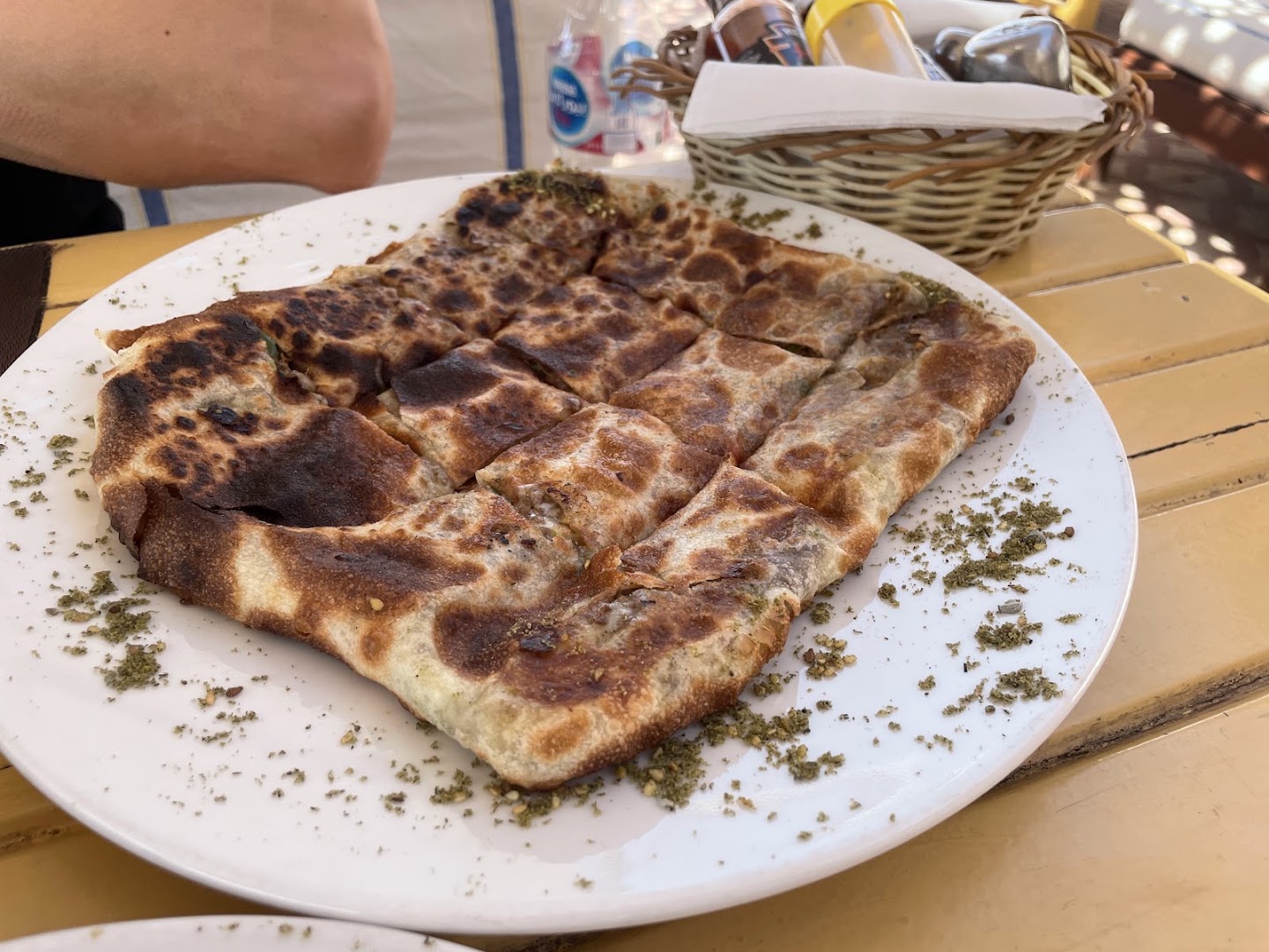 Al Sahaby Lane Restaurant: appetizing photo of served food