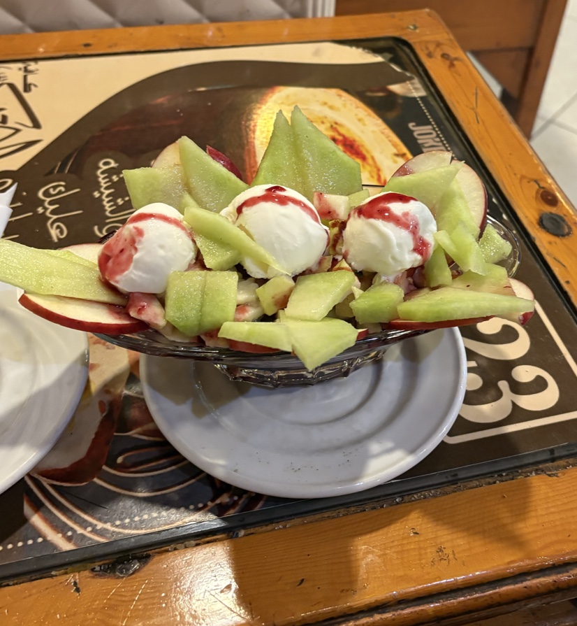 El Sokaria Cafe: appetizing photo of served dessert