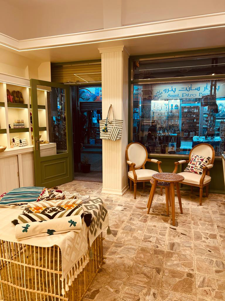 Pr-Ba Concept Store: inviting shop interior and display