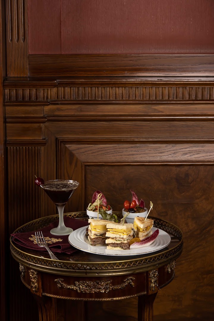 Royal Bar: professional food and drink photography